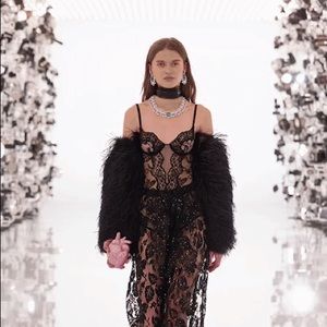 Meet your Posher, Hayley